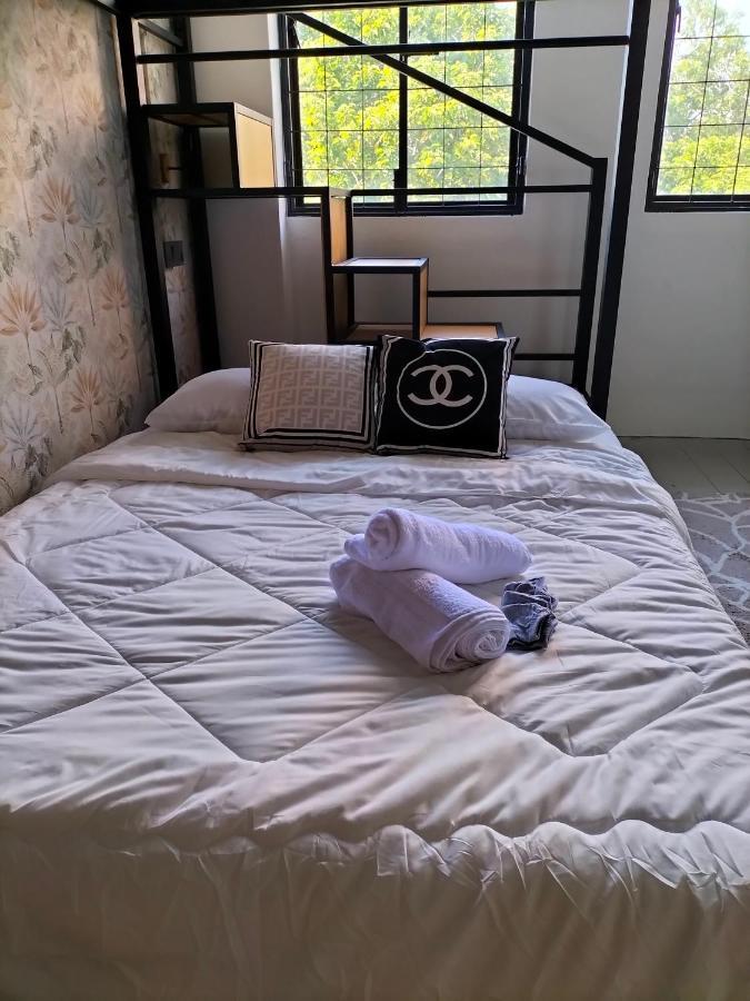 Le Melur Hotel George Town Buitenkant foto